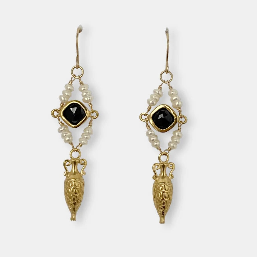 Pair of gold-plated amphora earrings with onyx stones and pearl beads