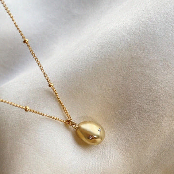 Izaskun Zabala jewelry egg shaped pendant with sapphires necklace